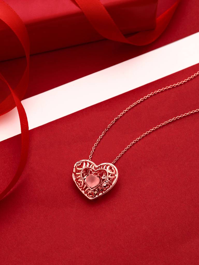 Kicky And Perky 925 Sterling Silver Rose Gold Plated Heart Shape With Abstract Jaali And Pink Calcedony Heart Sha : SILVALP021