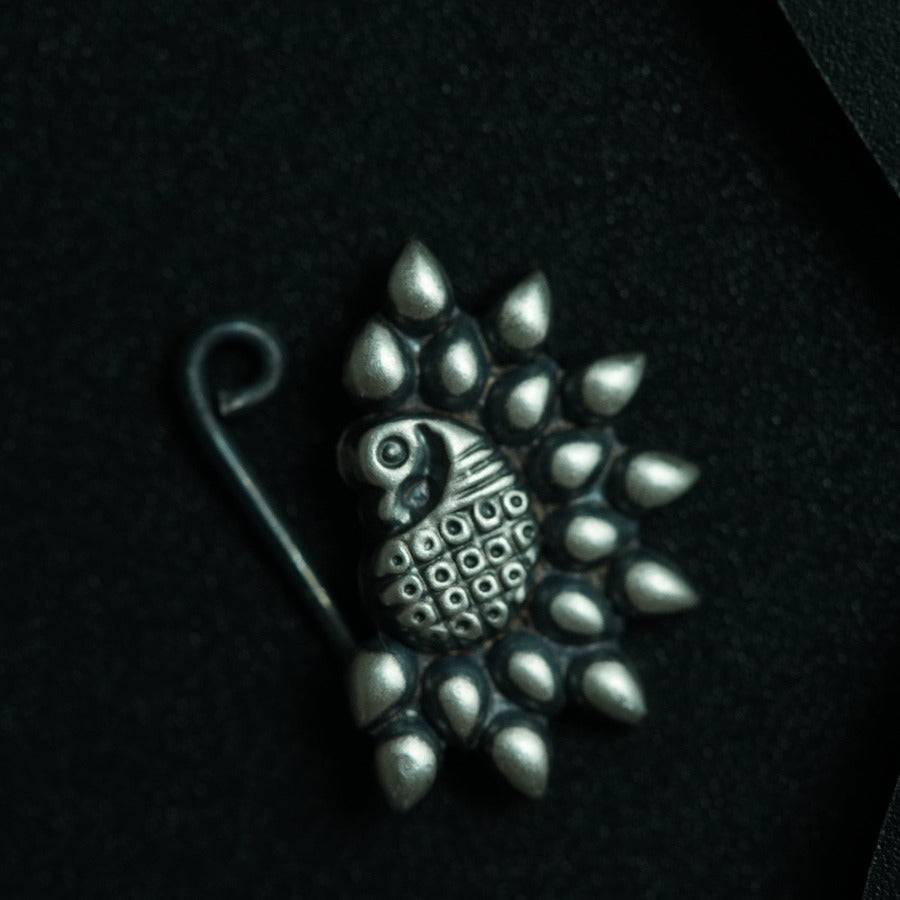 Paisley Peacock Nath (Left) : silver_nath_peacock_paisley_left_clipon_oxidized