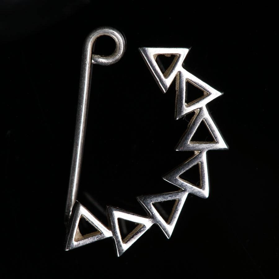 Triangle Line Nath (Left, Clip On) : Triangle_Line_Nath