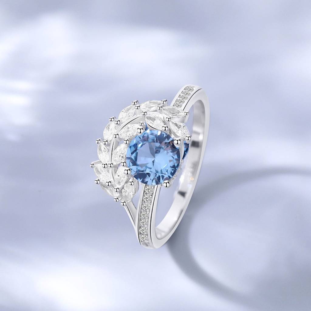 925 Sterling Silver Blue Diamond Cz Feather Ring : BRDBZFR