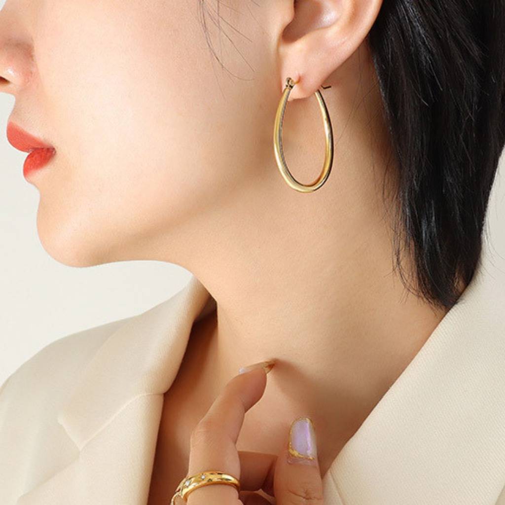 18K Gold Plated Waterproof Anti-Tarnish Oval Long Hoop Earrings : ALL0725E071