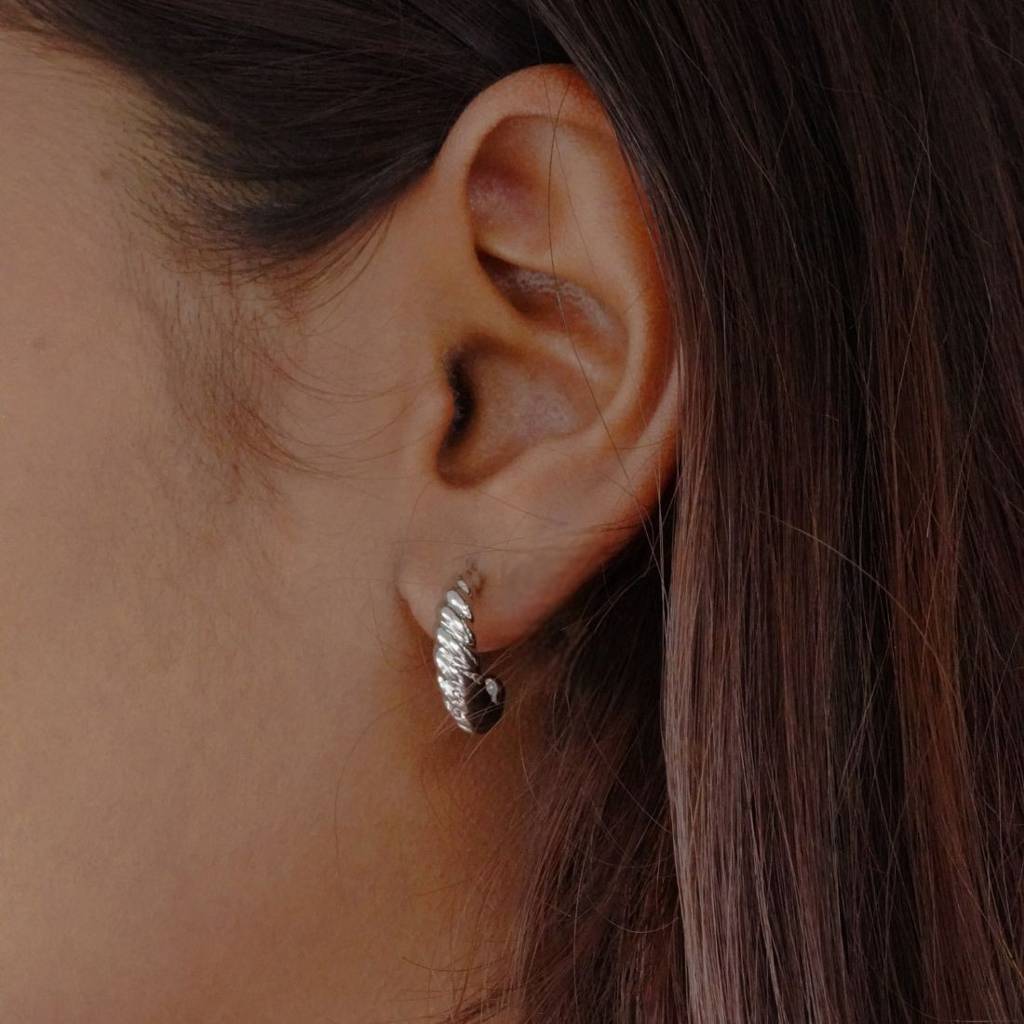 18K Plated Waterproof, Anti-Tarnish Spiral Twisted Half Hoop Earrings : AWU0125E440S