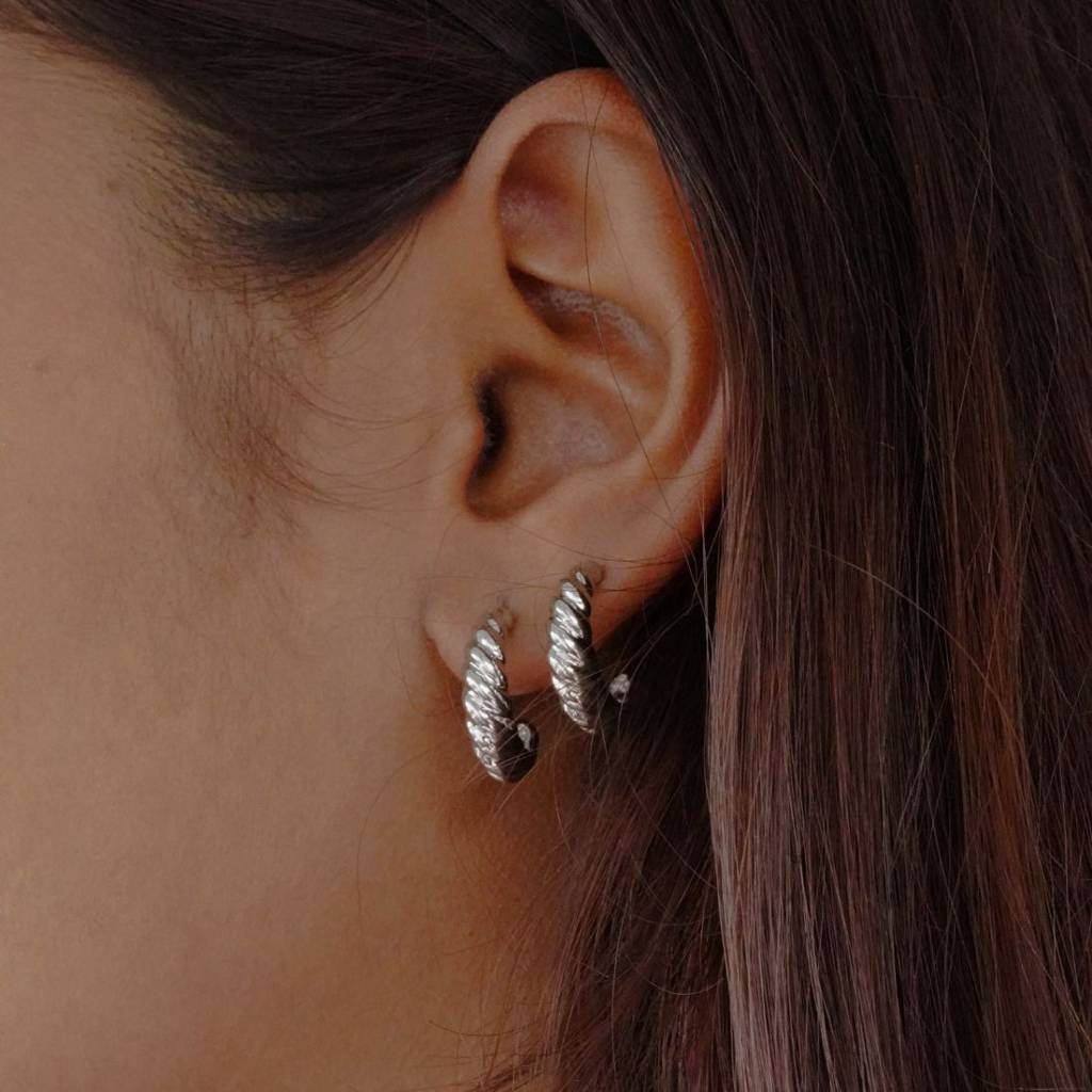 18K Plated Waterproof, Anti-Tarnish Spiral Twisted Half Hoop Earrings (Pack Of 2) : AWU0125E440SC2