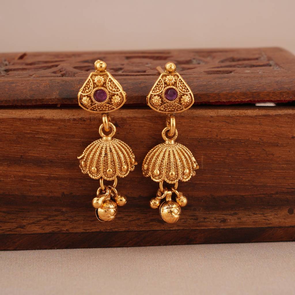 Suhana Antique Gold Charm Necklace Set : SJ1368