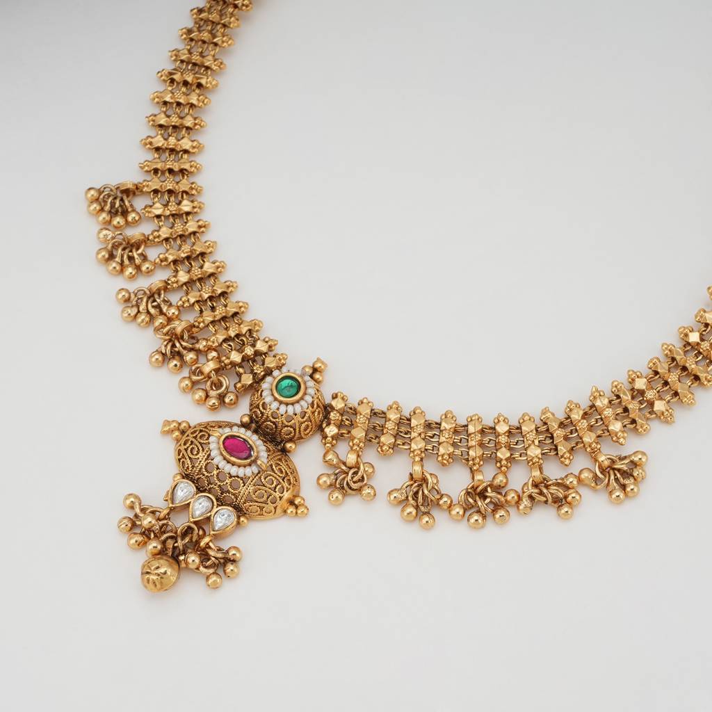 Stunning Kundan Stone Gold Necklace Set : SJ1594