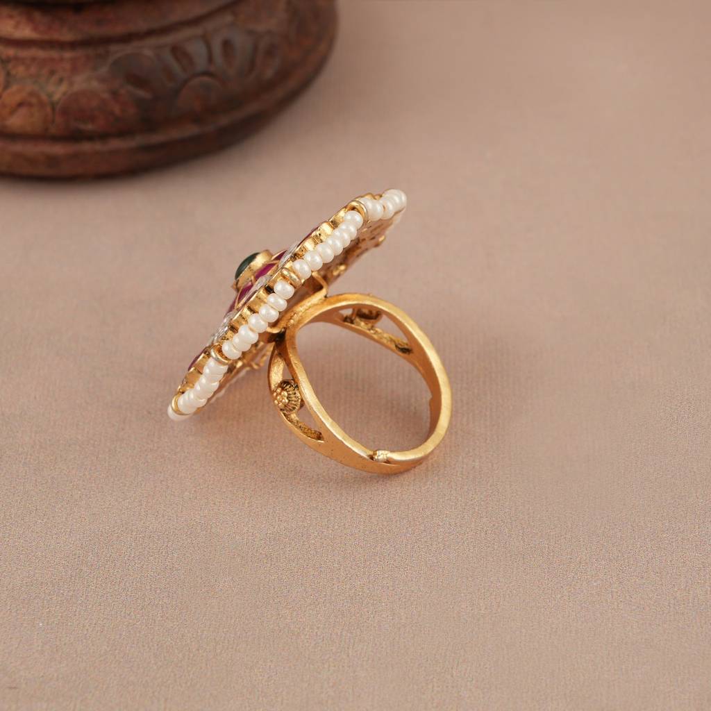Beautiful Gold Plated Ruby Kundan Finger Ring : SJ493