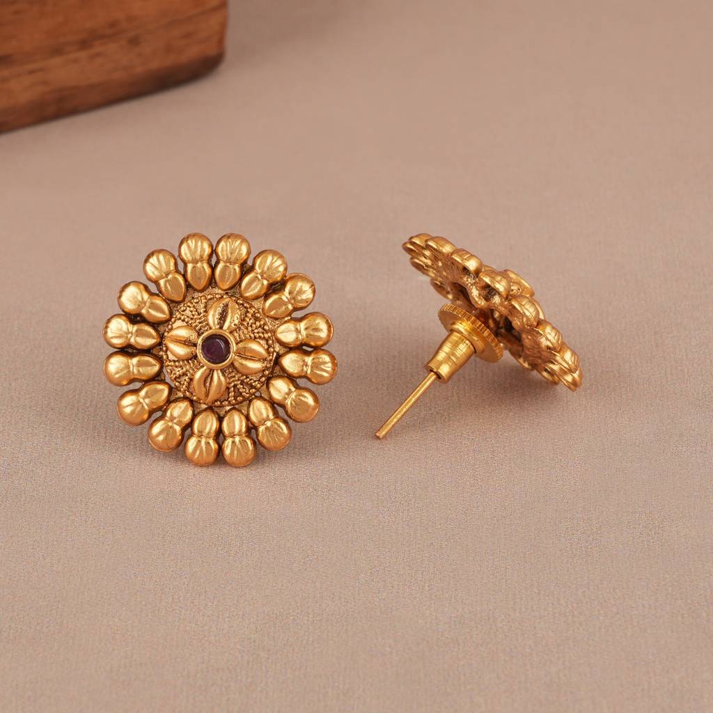 Beautiful Floral Antique Gold Pendant Set With Earring : SJ500