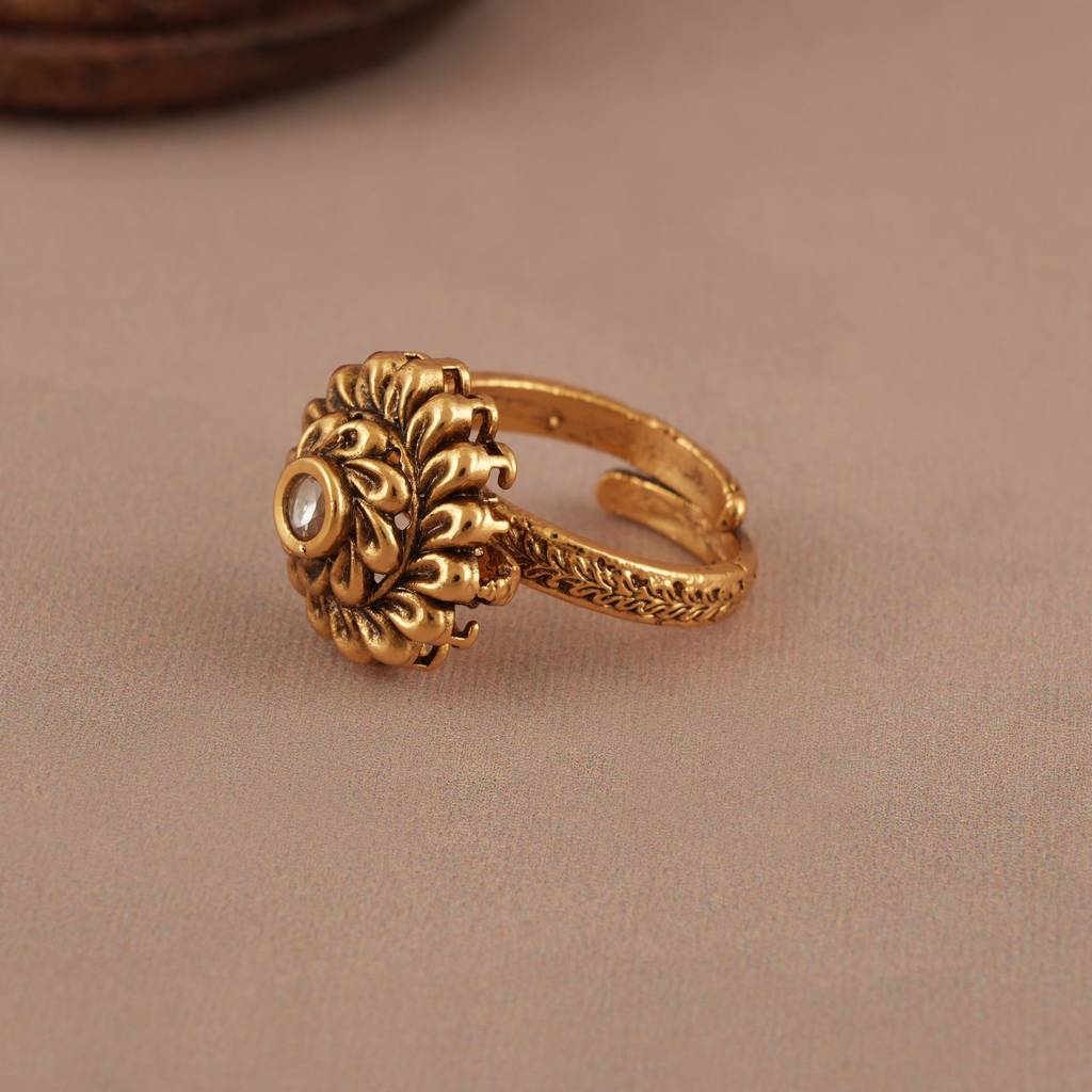 Cute Floral Antique Gold Kundan Finger Ring : SJ507
