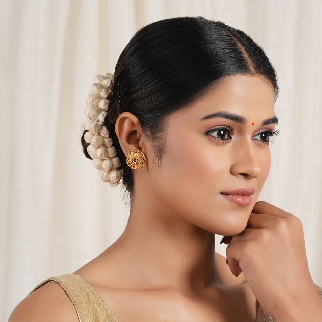 Stunning Gold Plated Plain Earring : SJ646