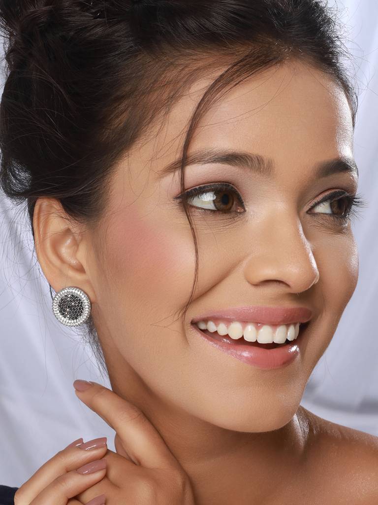 Black  Cz Studded Minimal Designer Studds Earrings : SJER2255