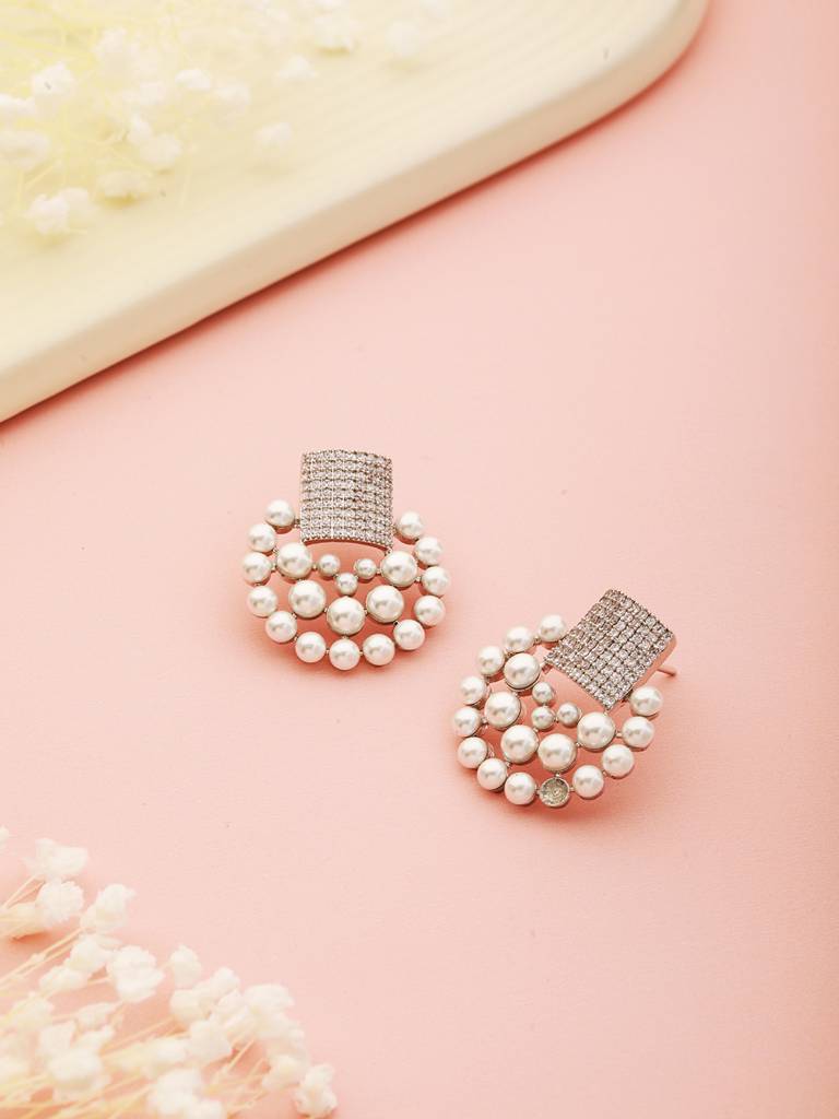 Silver Toned Cz With Pearl Studded Stud Earring For Women