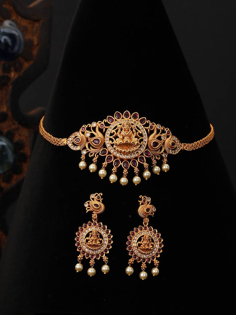 Gold Plated Kempo Studded Goddedd Lakshmi Temple Choker Jewellery Set : SJNK2218