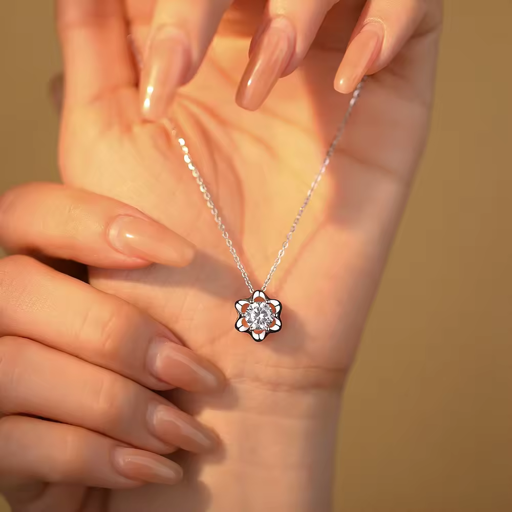 Brd Jewelry 925 Sterling Silver Solitaire Diamond Flower Pendant With Chain For Women & Girls : BRD293128
