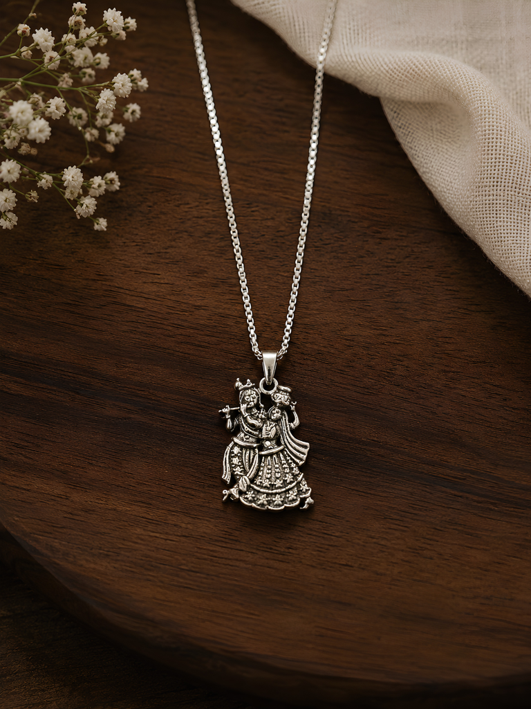 Swadeshi Pitara Lord Ganesha Silver Pendant · Eternz