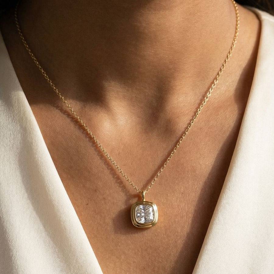 Square Diamond Necklace For Women | Crystal Pendant Jewellery : 8501326413