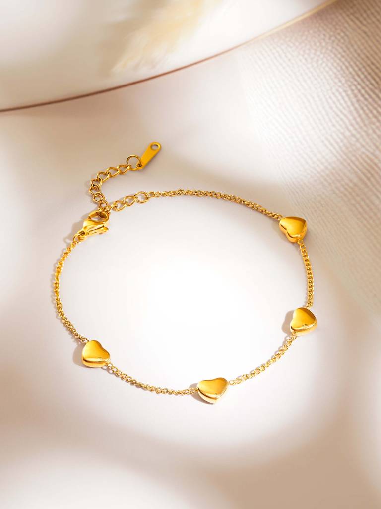 18K Gold Plated Minimal Heart Bracelet For Women : SSBR56