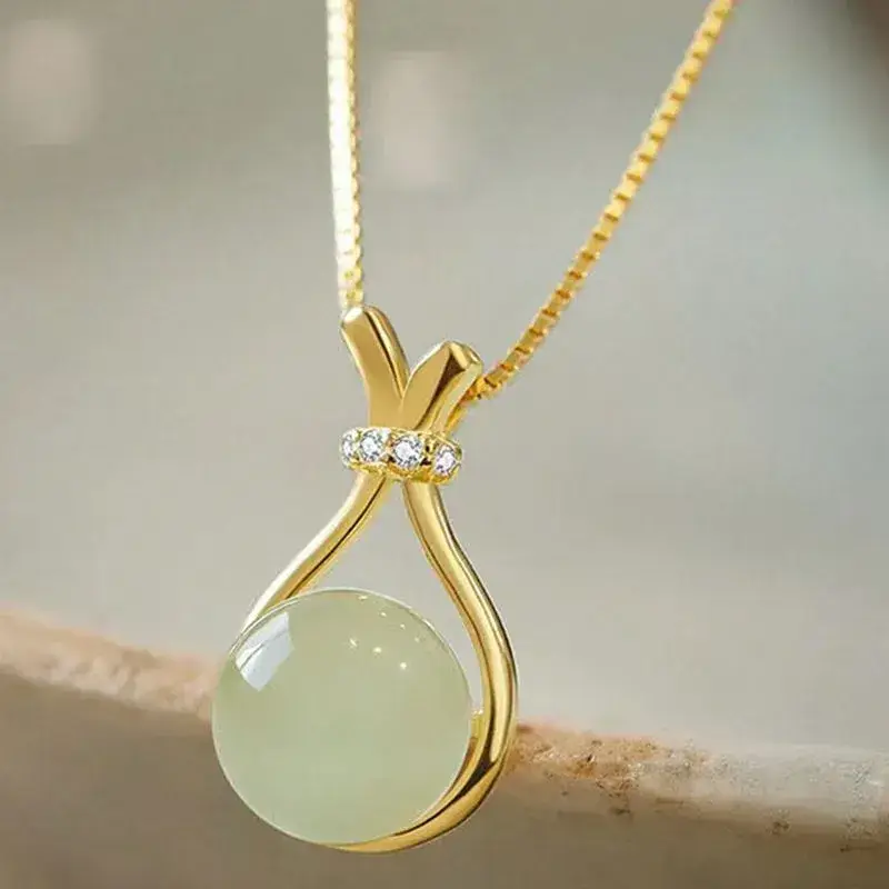 Green Pot Pendant : LNE1008