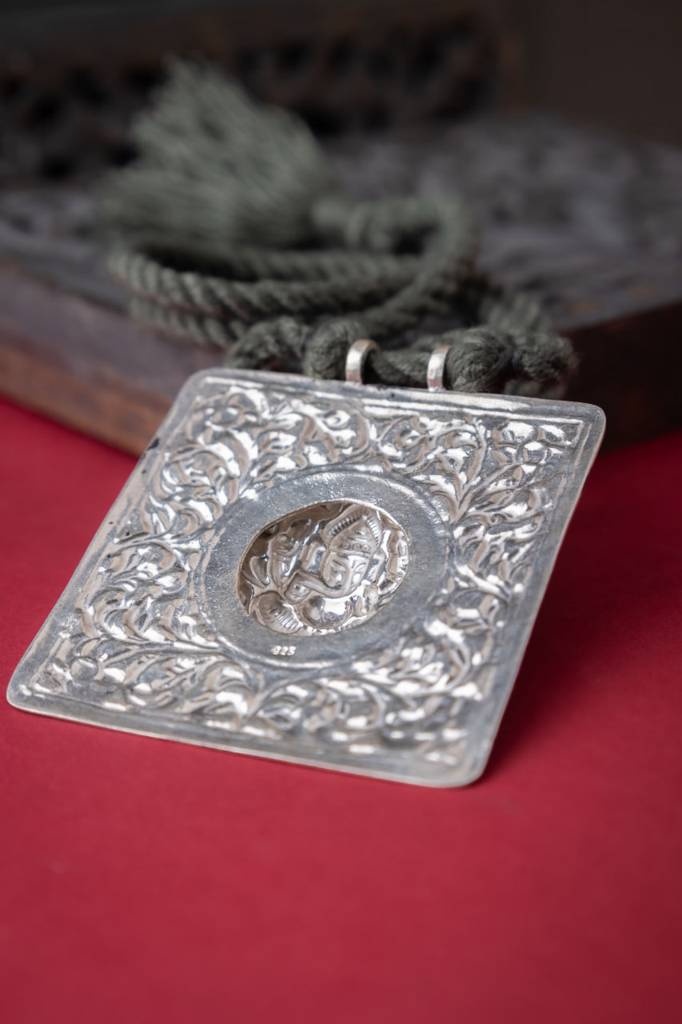 925 Sterling Silver Tattva Chitai Ganesha Dori Necklace : SN30089