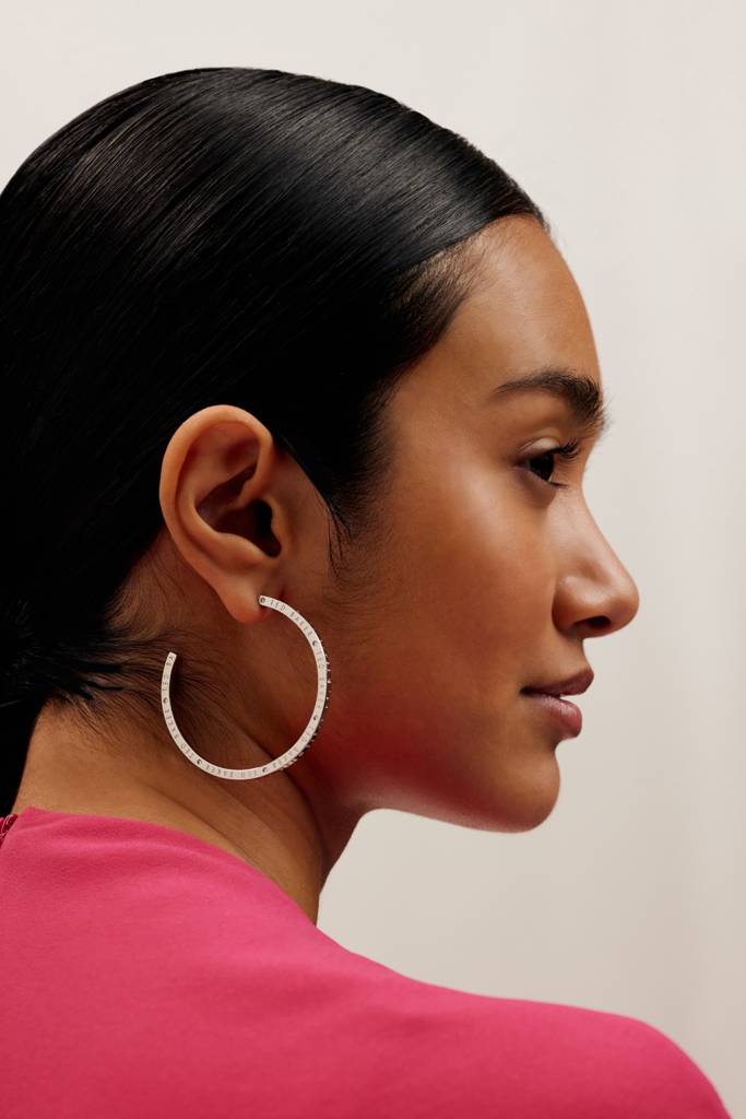 Loa: Logo Hoop Earrings : TBJ3818-01-03