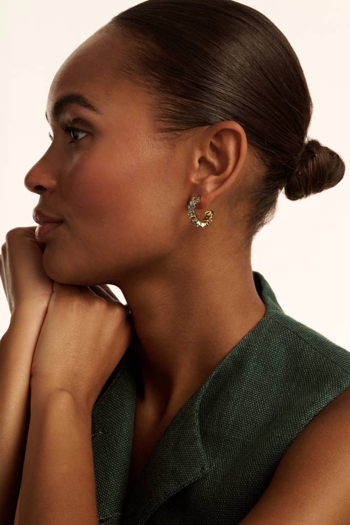 Clarence: Crystal Cluster Hoop Earrings : TBJ3949-02-35