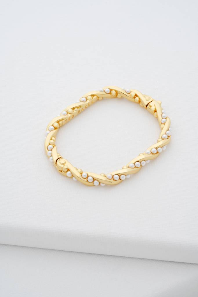 Tilaa: Twisted Pearl Cuff : TBJ3954-02-28