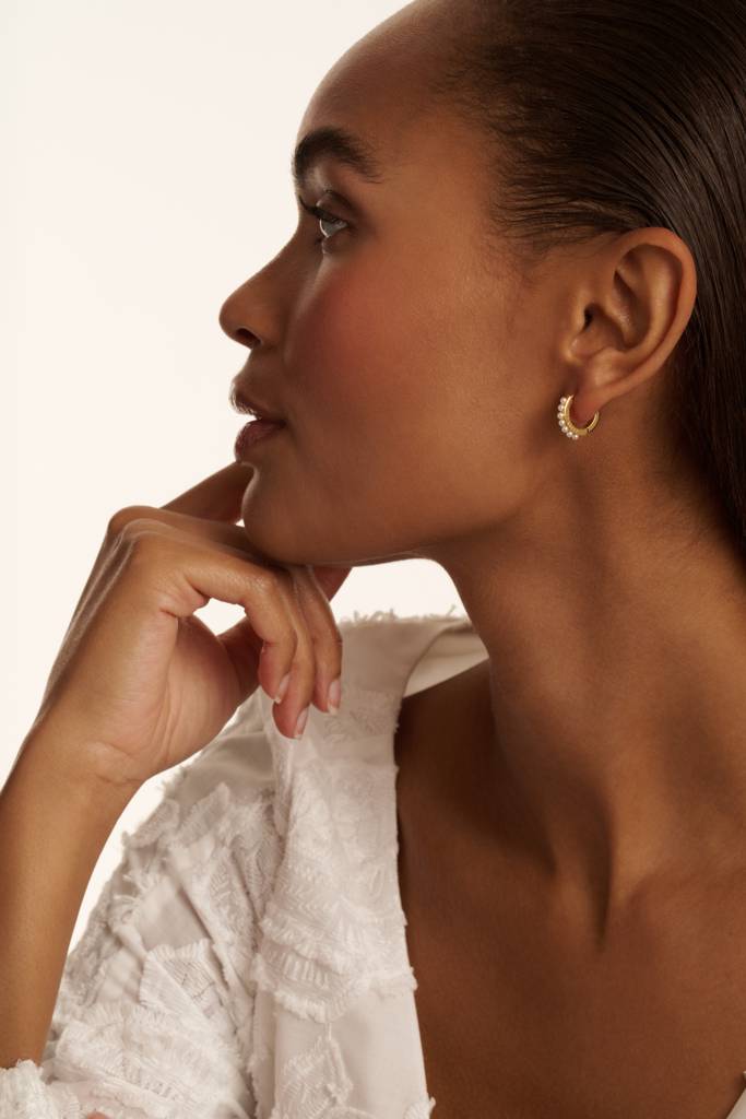 Persia: Pearl Huggie Earrings : TBJ3983-02-28