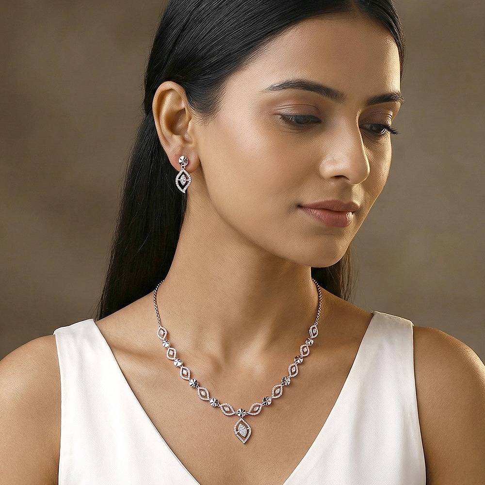 925 Silver Bloom Leaf Set|Gifts For Women And Girls | With Certificate Of Authenticity And 925 Stamp | 6 Mo : TLPD0126TLER0199