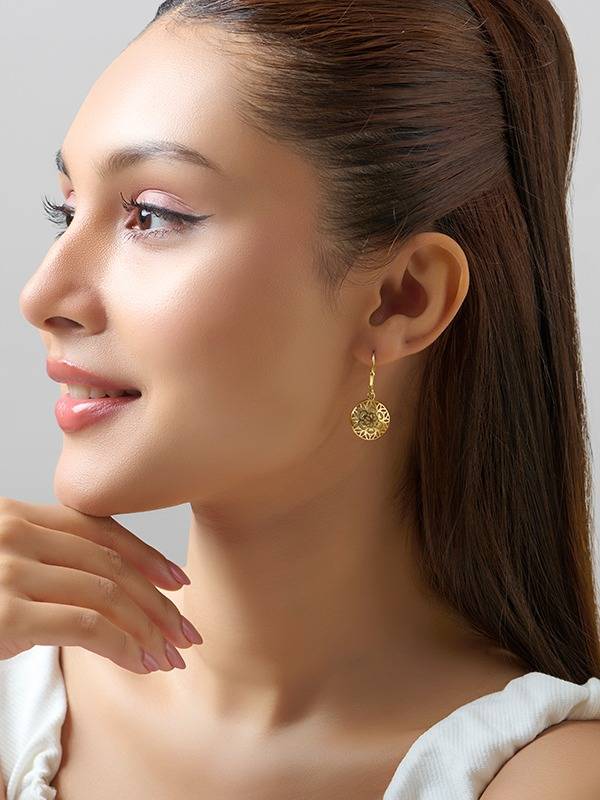 Gold Mother-Of-Pearl Leverback Earrings : LZER184870MPFG