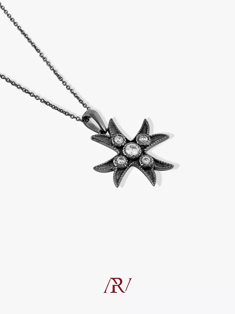 Vintage Cross Necklace : ARV-NK-011