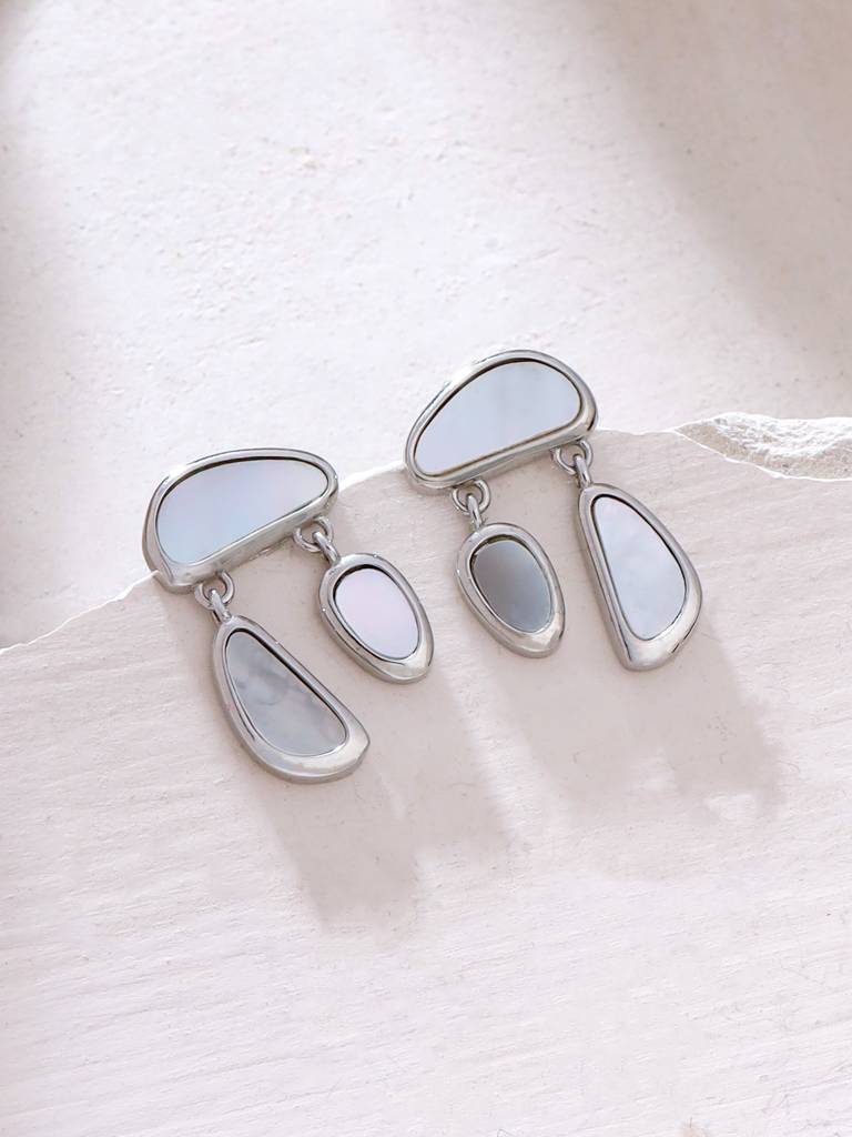 Kicky & Perky 925 Sterling Silver Pearl Earrings. : VSILIJE017_S