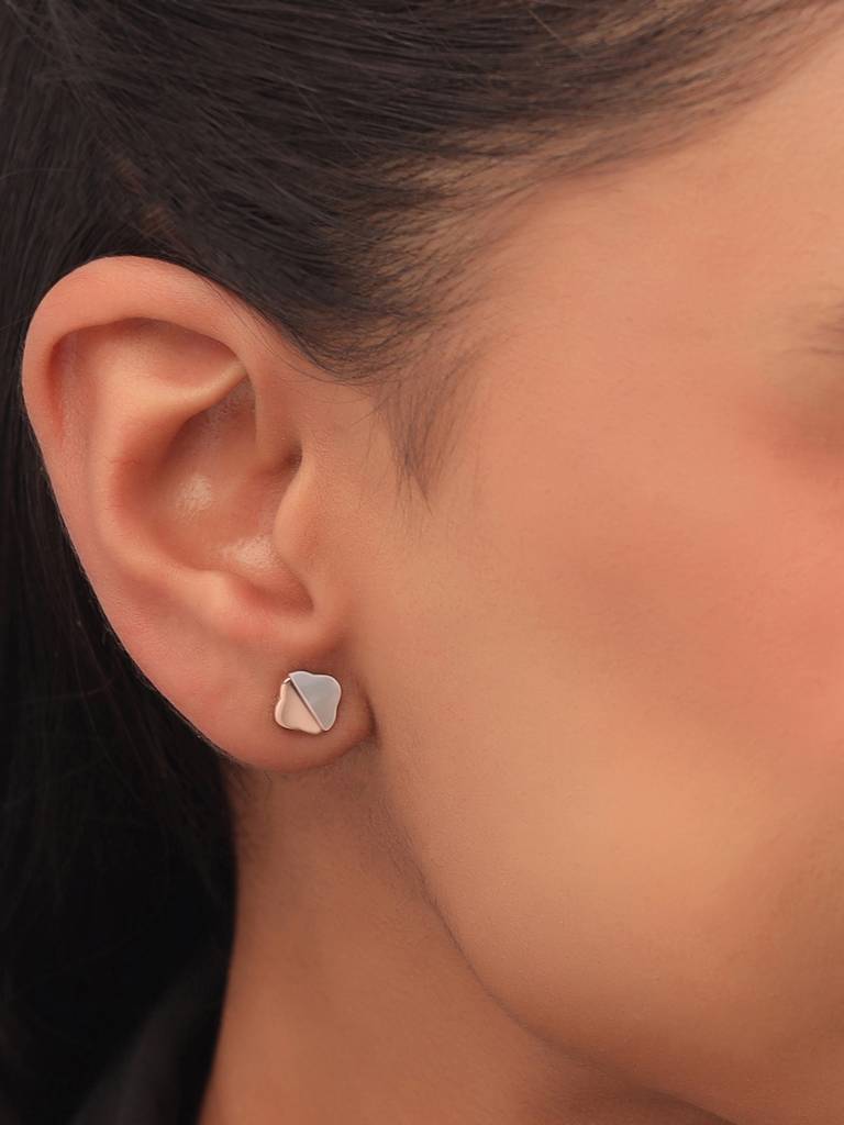 Kicky & Perky 925 Sterling Silver Lucky Clover Mother Of Pearl Stud Earrings : VSILIJE020_R