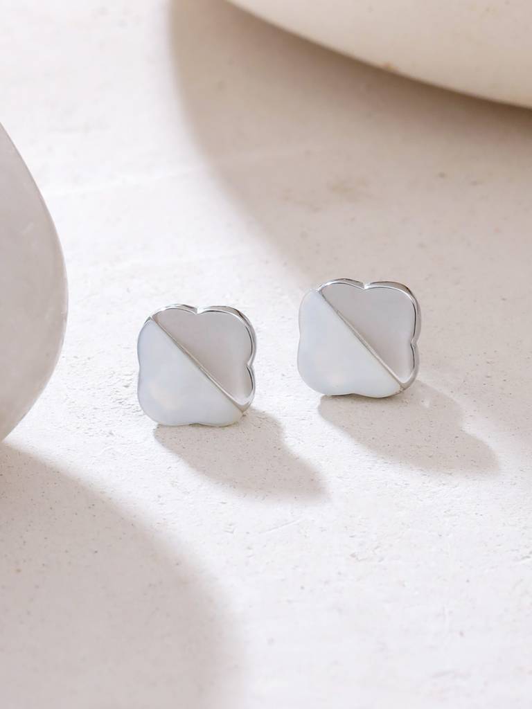 Kicky & Perky 925 Sterling Silver Lucky Clover Mother Of Pearl Stud Earrings : VSILIJE020_S