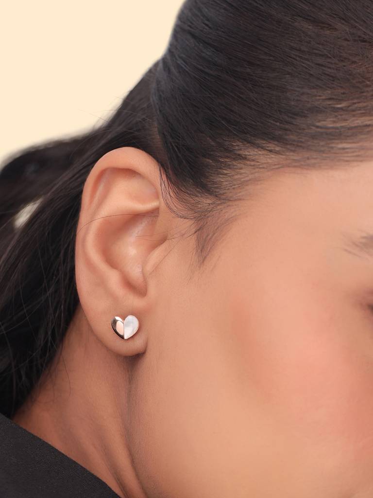 Kicky & Perky 925 Sterling Silver Heart-Shaped Mother Of Pearl Stud Earrings : VSILIJE022_R