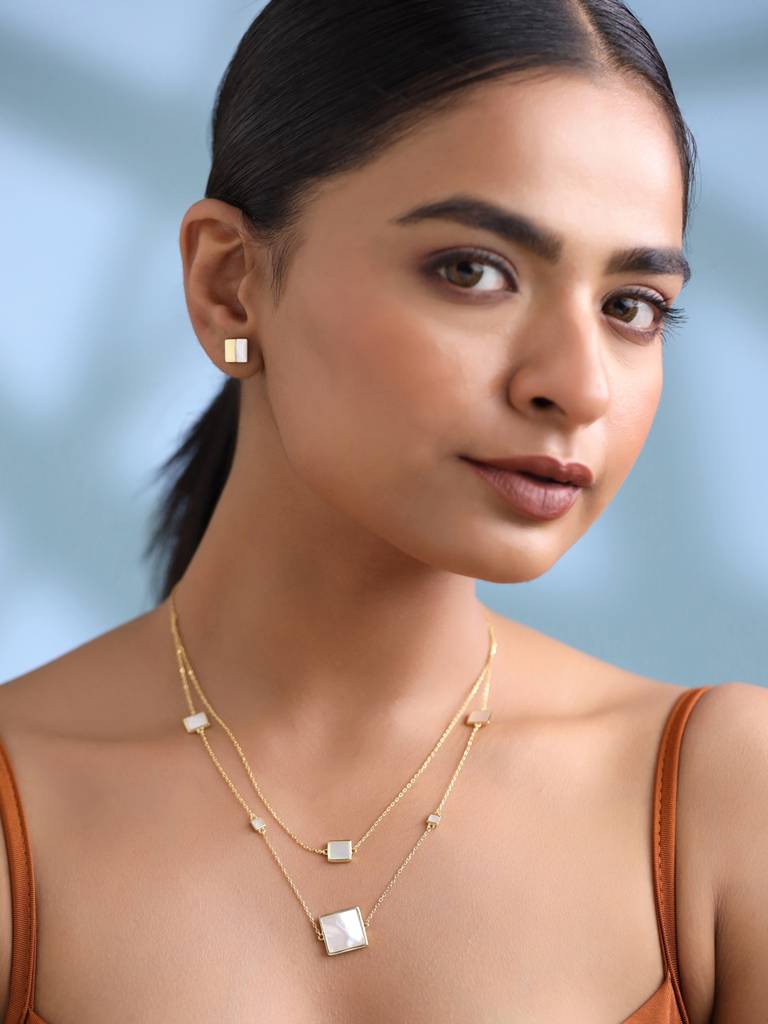 Kicky And Perky 925 Sterling Silver Mother Of Pearl Necklace And Earring Set -Vsilijns013 : VSILIJNS013_G