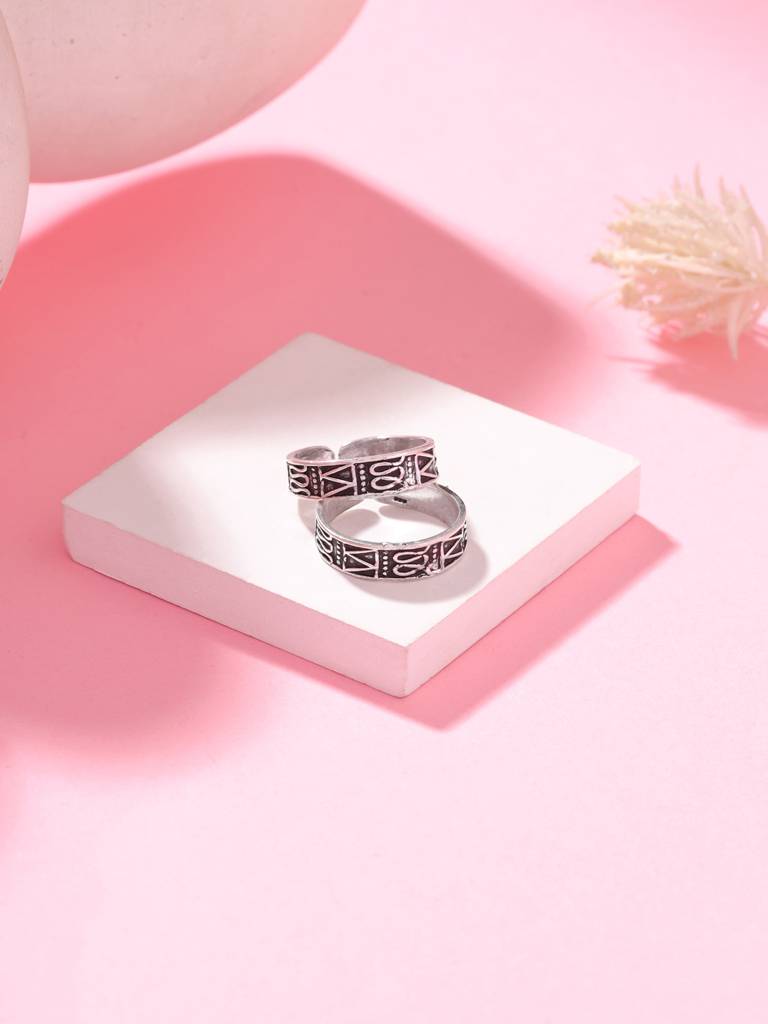 Kicky And Perky 925 Sterling Silver Oxidized Adjustable Toe Ring Pair-Vsilijtr004 : VSILIJTR004
