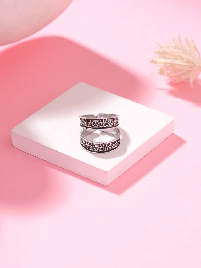 Kicky And Perky 925 Sterling Silver Oxidized Adjustable Toe Ring Pair-Vsilijtr005 : VSILIJTR005