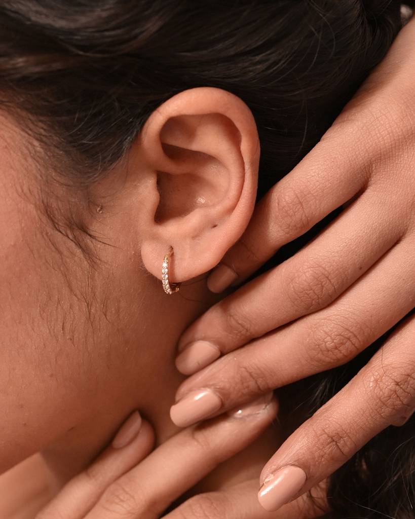 Luxe 0.20 Carat Diamond Earrings : vye20