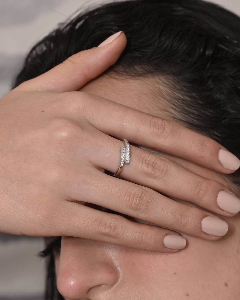 Amora 0.17 Carat Diamond Ring : VYR07