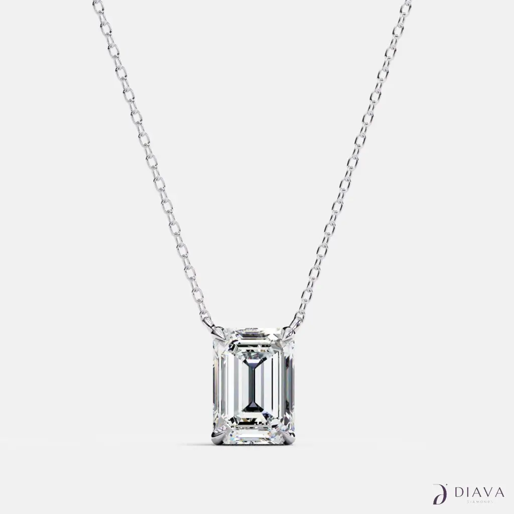 Classic Emerald Solitaire Pendant : ClassicEmeraldSolitairePendant