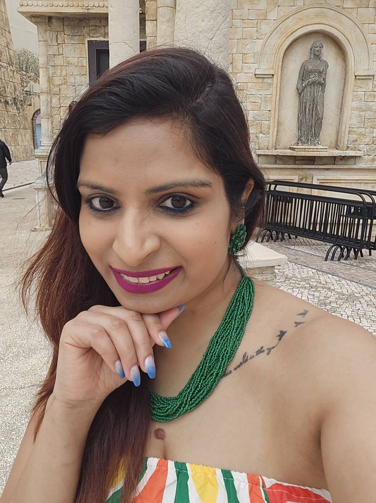 Everyday-To-Occasion Multilayer Beaded Necklace With Matching Earrings : BDE-GRN-20LS-NWE-005