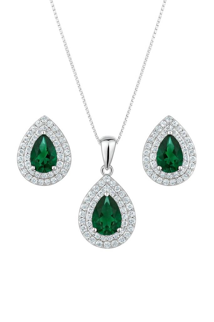 Serene Diamond And Emerald Silver Pendant Set : PS017