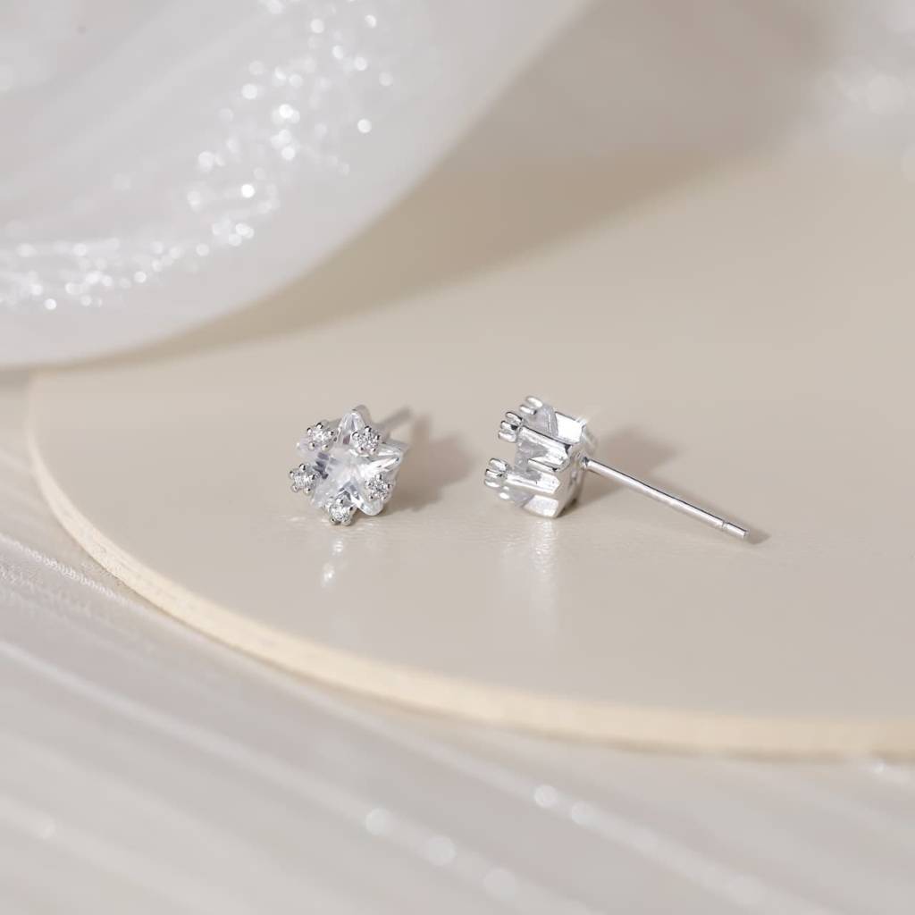 Starlight Spark Sterling Silver Stud Earring : BRDEE5724
