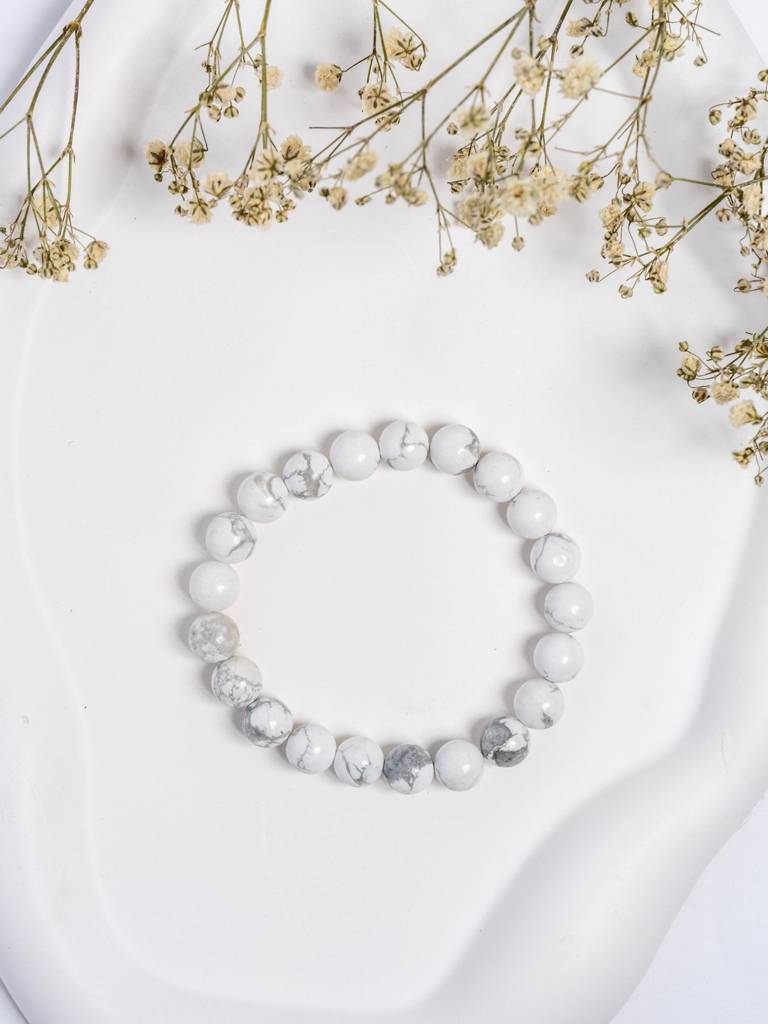 White Howlite Bracelet : LAABL130-65-S