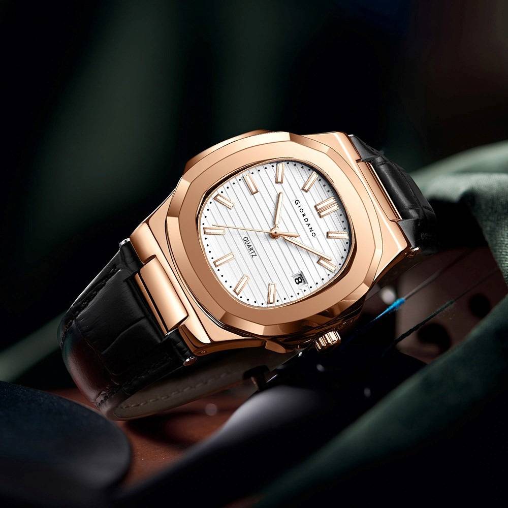 Analog Wrist Watch For Men Stylish Metal Strap With Water Resistant 3 Hand Mechanism For Men And Boys To Complim : GZ-50104-02