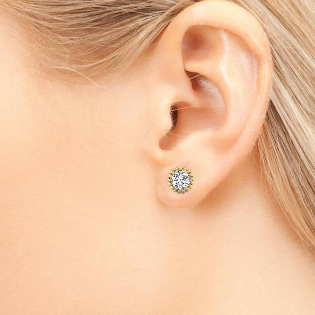 Iski Uski 925 Sterling Silver Classic Solitaire Stud Earrings